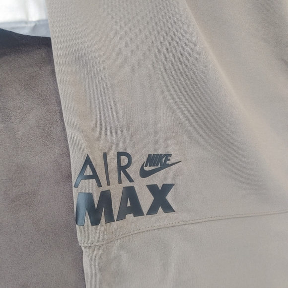 Nike Air Max Joggers Sweatpants Men's BRAND NEW - Picture 13 of 16